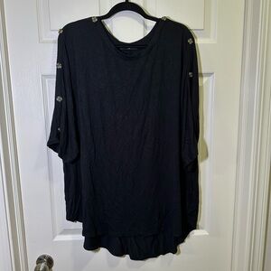 Kim & Cami Short Sleeve Top Shirt Plus Size 3X Black Button Sleeve Curved Hem